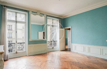 vous cherchez &agrave; r&eacute;nover un studio &agrave; paris 75010 ? d&eacute;couvrez nos solutions sur-mesure pour optimiser l&rsquo;espace, moderniser votre int&eacute;rieur et valoriser votre bien dans le 10&egrave;me arrondissement.