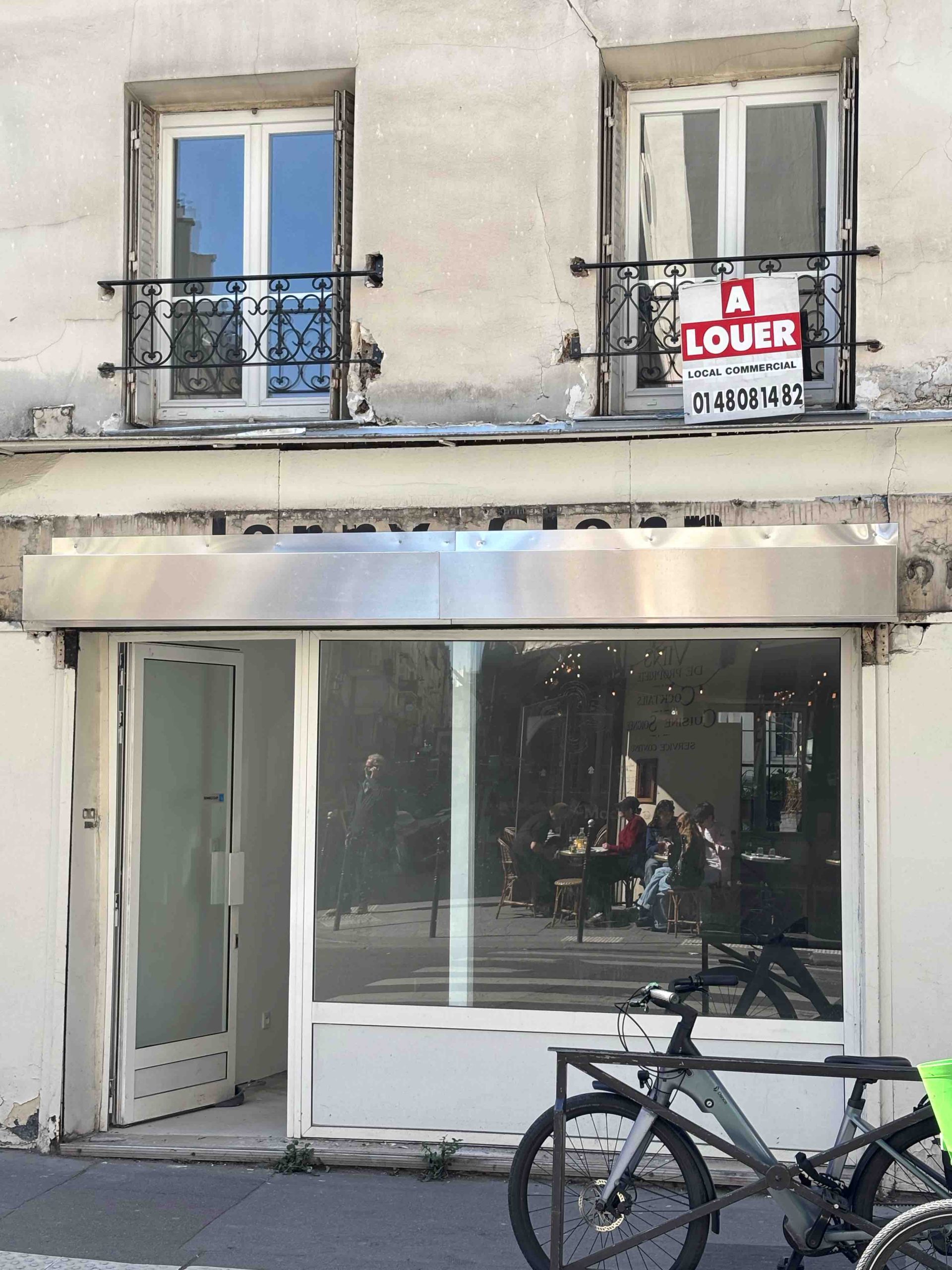 besoin de rénover un local commercial à paris 75010 ? profitez de notre expertise pour transformer et moderniser votre espace professionnel avec des travaux sur mesure, rapides et conformes à vos besoins.