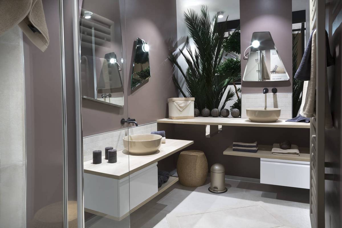 découvrez des idées et conseils pour aménager une salle de bain moderne à paris 75010 : design contemporain, matériaux tendance et solutions adaptées aux espaces urbains.