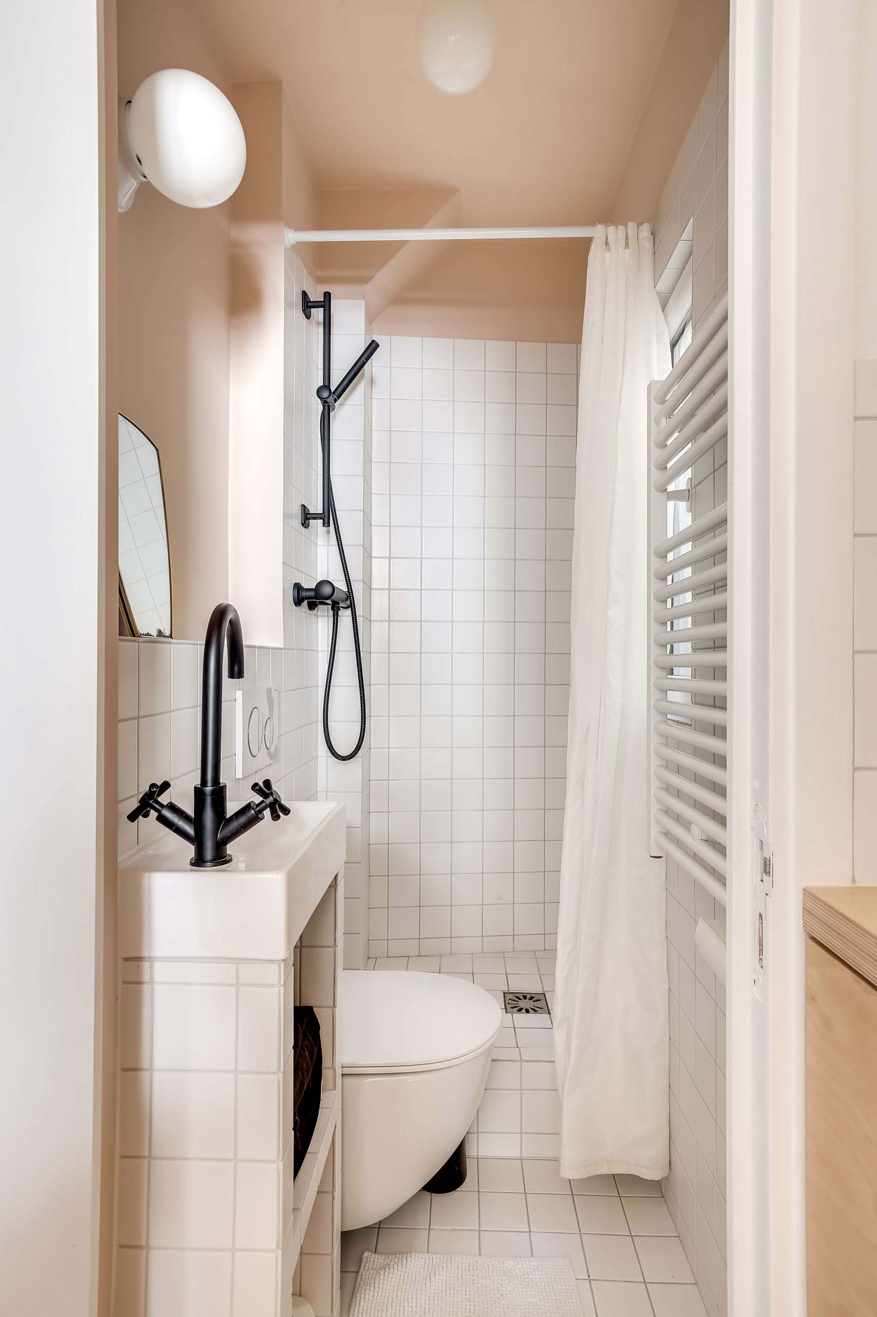 d&eacute;couvrez les meilleures options pour am&eacute;nager ou r&eacute;nover votre salle de bain &agrave; paris 10. conseils, inspirations et professionnels qualifi&eacute;s pour un espace moderne et fonctionnel.