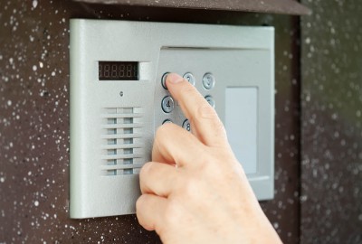 assurez la s&eacute;curit&eacute; &eacute;lectrique de votre logement ou entreprise &agrave; paris 10 : installations conformes, d&eacute;pannages rapides, mises aux normes et conseils d&rsquo;experts. intervention rapide et professionnelle.