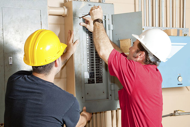 d&eacute;couvrez les tarifs des &eacute;lectriciens &agrave; paris en 2025. comparez les prix, les prestations propos&eacute;es et trouvez un professionnel qualifi&eacute; pour vos travaux d'&eacute;lectricit&eacute; au meilleur co&ucirc;t.