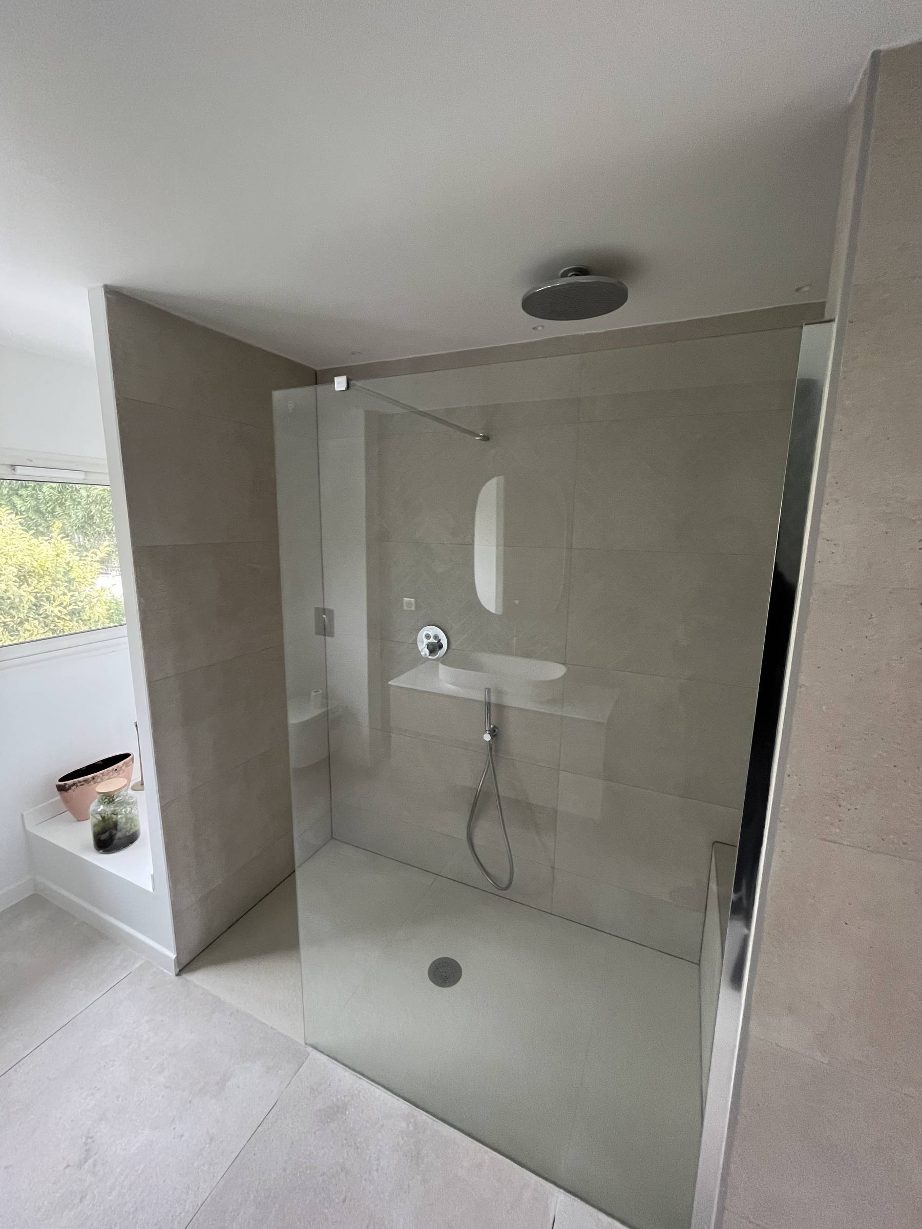 découvrez les tarifs pour la rénovation de salle de bain à paris 75010. devis gratuit, prestations sur-mesure et conseils d'experts pour donner vie à votre projet au meilleur prix.