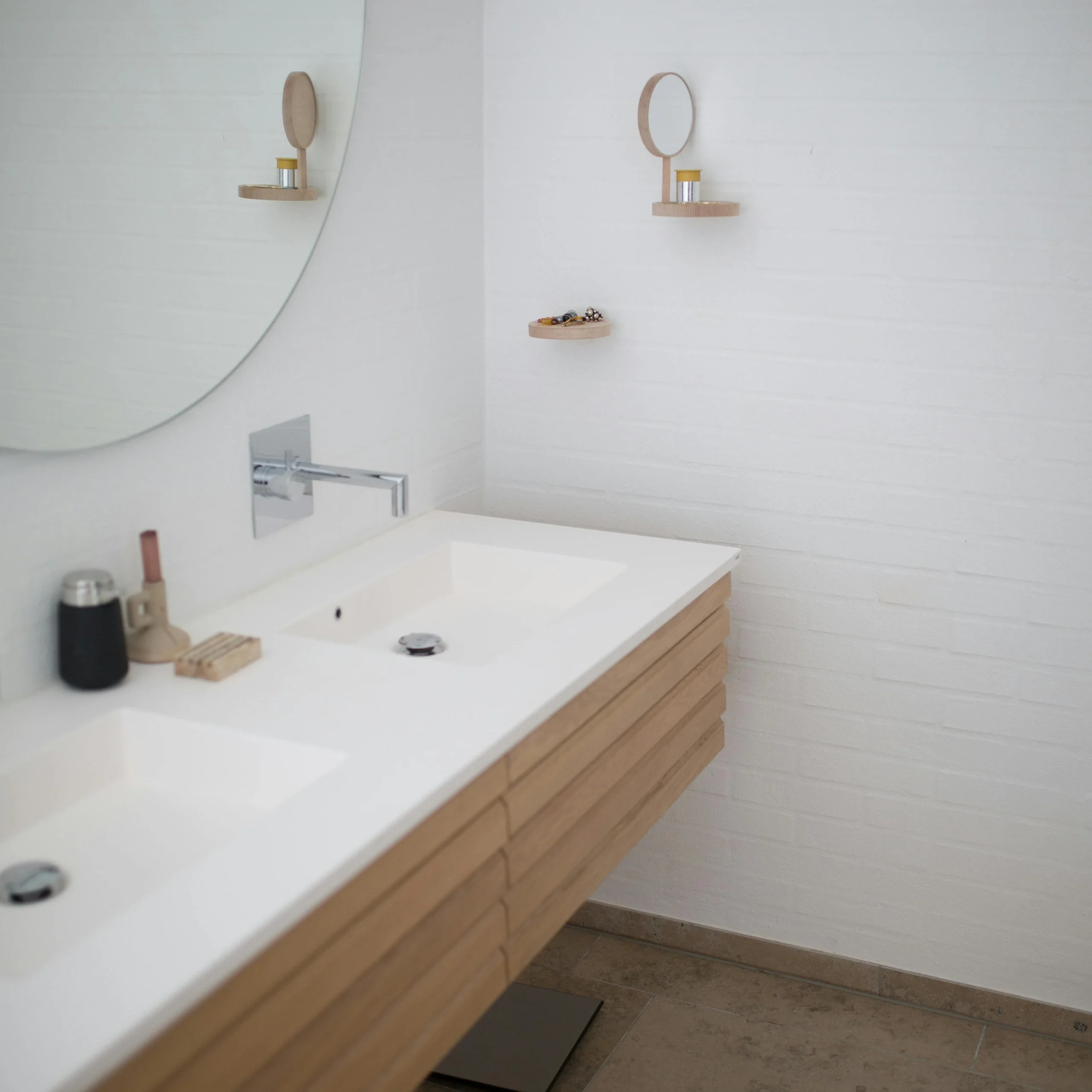 rénovez votre salle de bain à paris 10 avec des professionnels qualifiés. conseils, devis gratuits et travaux de qualité pour créer la salle de bain de vos rêves.