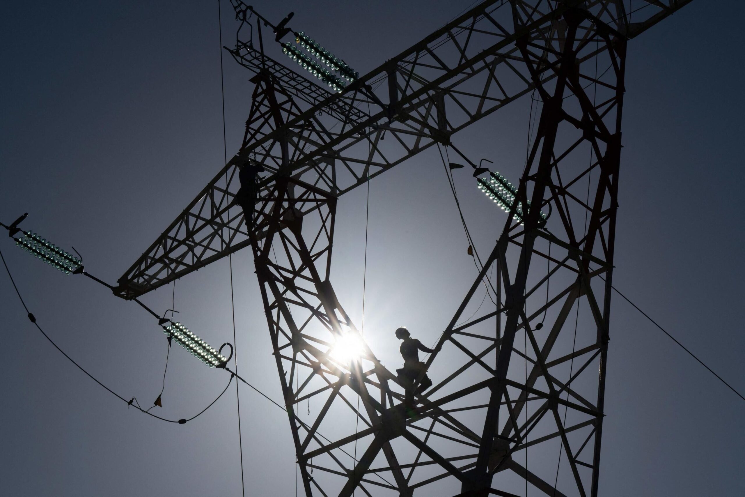 consultez les dernières informations sur les coupures d'électricité à paris 75010 : actualités, durée des coupures, zones impactées et conseils pour faire face à une panne de courant dans le 10e arrondissement.