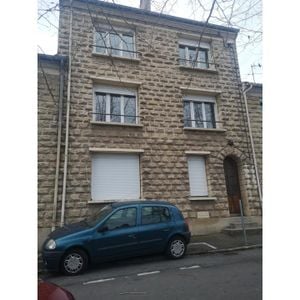 trouvez le meilleur courtier en rénovation à paris 10 pour vos travaux. accompagnement personnalisé, sélection d’artisans qualifiés et optimisation de votre budget rénovation.