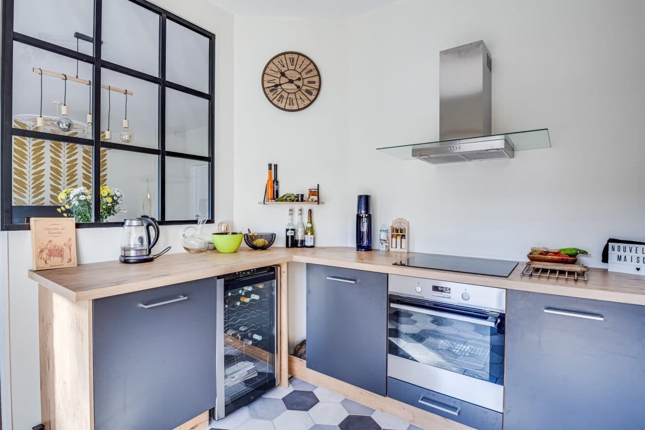 obtenez rapidement un devis pour la r&eacute;novation de votre logement &agrave; paris 10. d&eacute;couvrez nos d&eacute;lais d'intervention et nos conseils pour optimiser le timing de vos travaux.