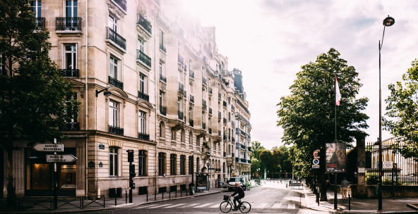 découvrez les différences entre les devis de rénovation à paris 75010 : conseils pour comparer les offres, comprendre les tarifs et choisir le bon professionnel pour vos travaux.