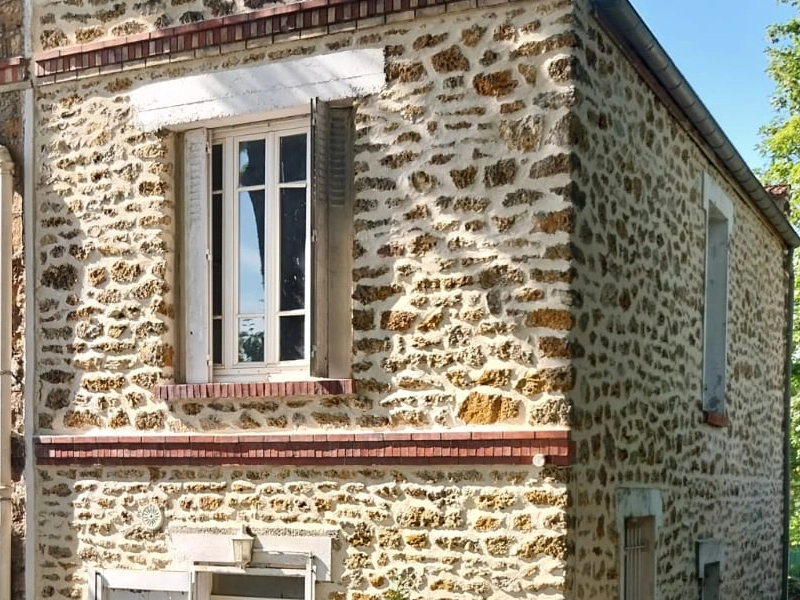 faites appel à un artisan spécialisé en isolation à paris 10 pour améliorer le confort thermique et réduire vos factures d’énergie. devis gratuit, interventions rapides et solutions sur mesure !