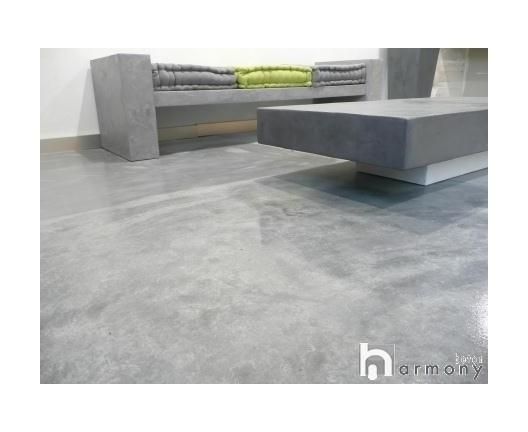 découvrez le prix au m2 du béton ciré : tarifs moyens, facteurs de variation, conseils pour estimer votre budget et réussir votre projet de sol en béton décoratif.