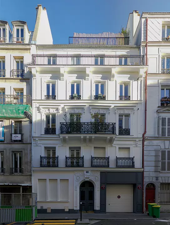 besoin d’un ravalement de façade à paris 75010 ? nos experts rénovent et embellissent vos murs extérieurs pour valoriser votre bien. devis gratuit, intervention rapide.