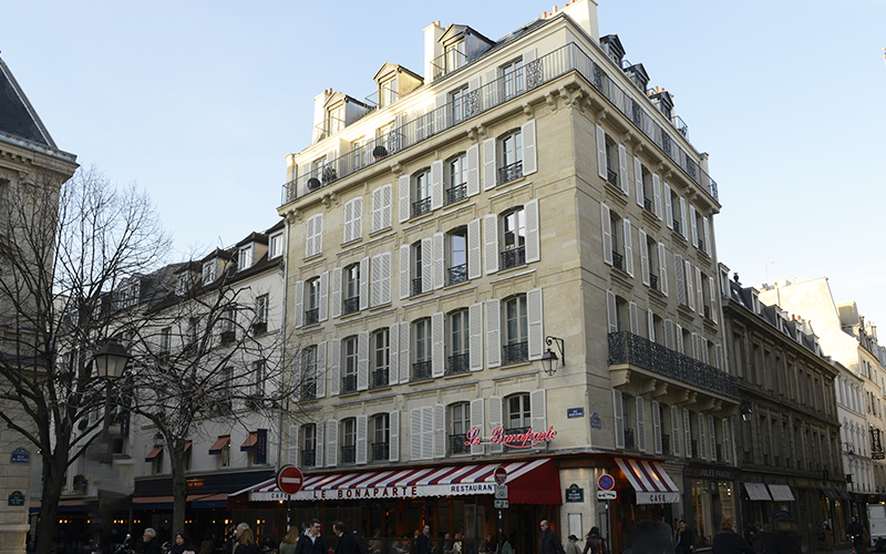 confiez votre ravalement de façade à paris 75010 à des experts qualifiés. embellissez et protégez votre immeuble grâce à nos services professionnels de rénovation et nettoyage de façades. devis gratuit et intervention rapide !