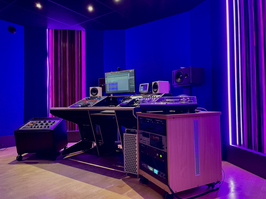 améliorez le confort sonore de vos espaces avec notre service de rénovation acoustique à paris 10. conseils d’experts, solutions sur-mesure pour particuliers et professionnels. devis gratuit !