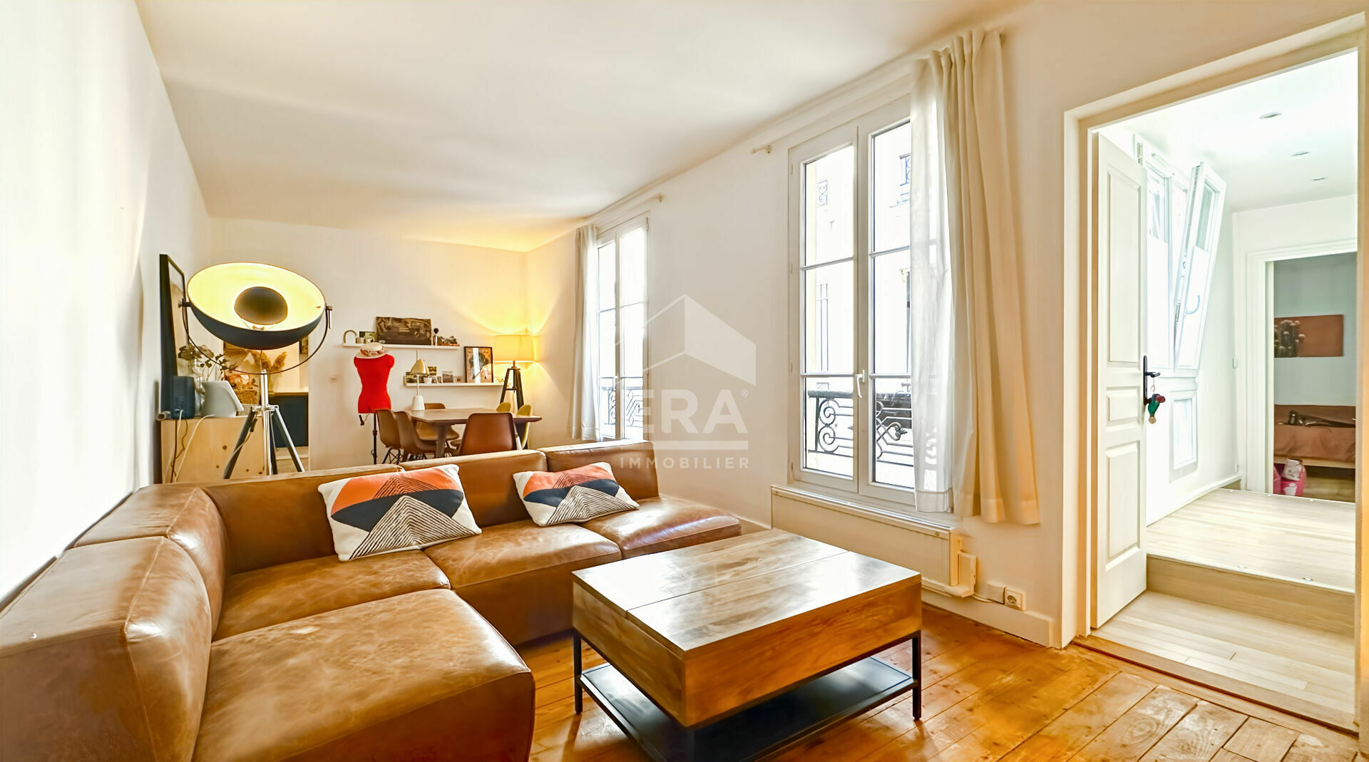 confiez la rénovation de votre appartement à paris 75010 à des experts. solutions sur-mesure, respect des délais et budget, devis gratuit pour transformer votre espace de vie.