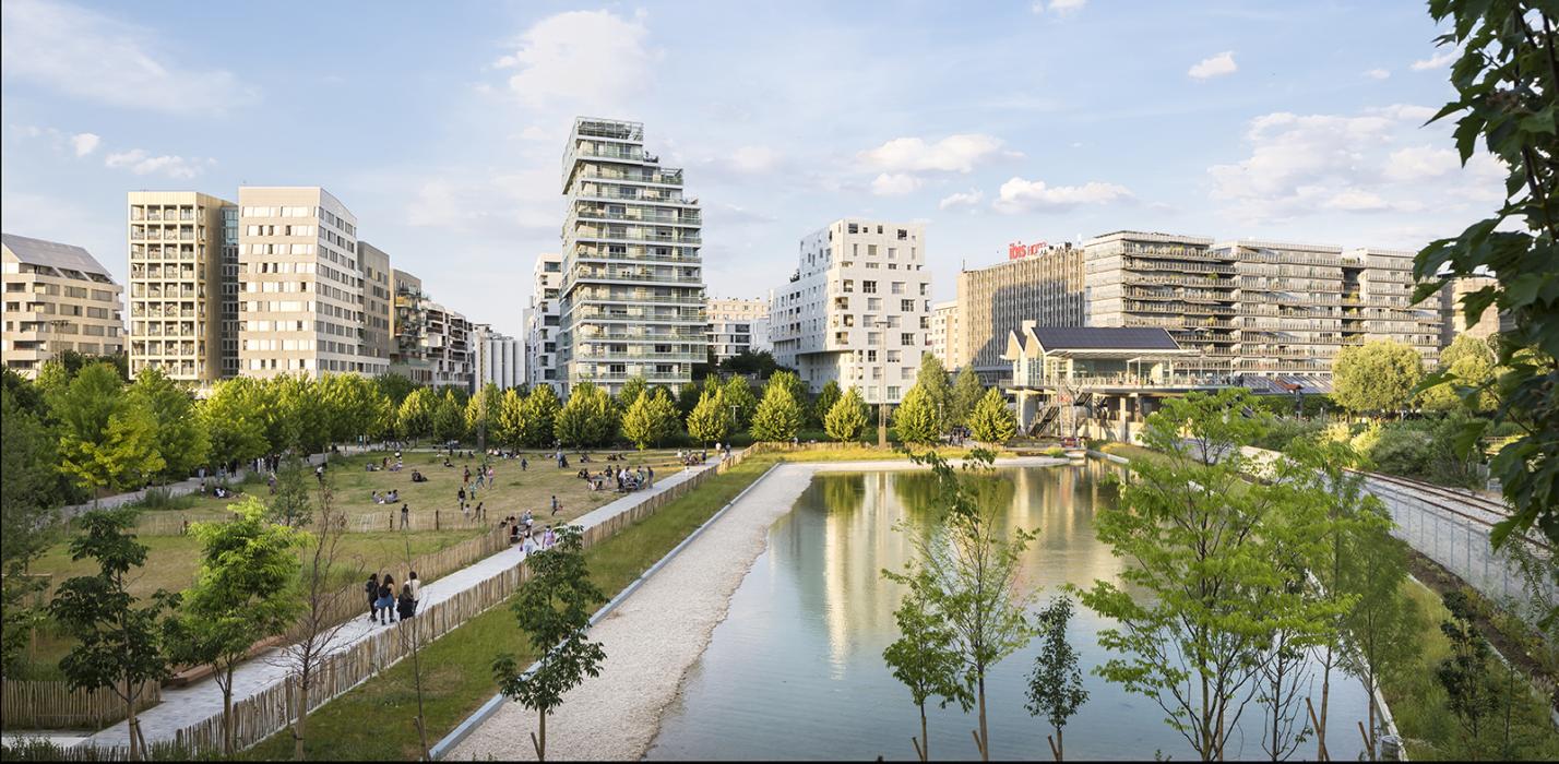 optez pour une rénovation écologique à paris 10 : conseils, artisans spécialisés et solutions durables pour améliorer votre habitat tout en respectant l’environnement.