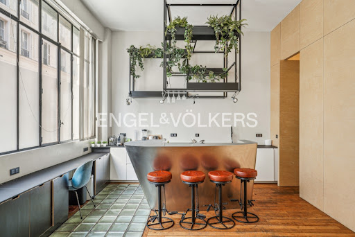 confiez la rénovation de votre loft à paris 75010 à des professionnels expérimentés. transformation sur mesure, conseils personnalisés et finitions haut de gamme pour un espace unique et moderne !
