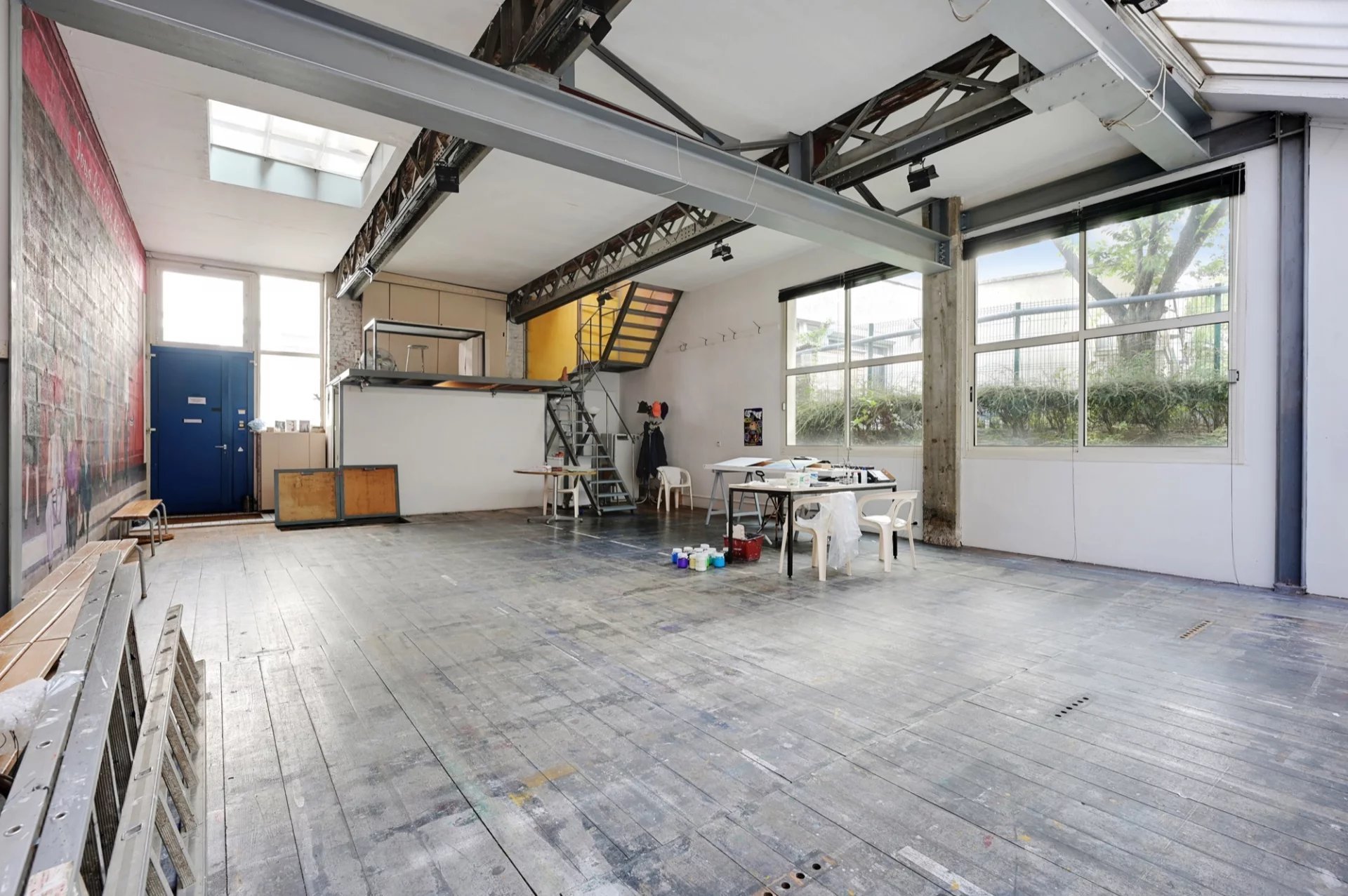 confiez la rénovation de votre loft à paris 75010 à des experts. aménagement sur-mesure, modernisation, optimisation de l’espace et finitions haut de gamme. demandez votre devis gratuit !