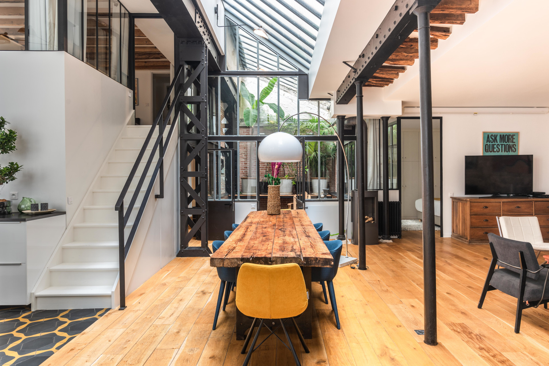 découvrez notre service de rénovation de lofts à paris 10 : conception sur mesure, optimisation de l’espace et finitions haut de gamme pour transformer votre loft selon vos envies.
