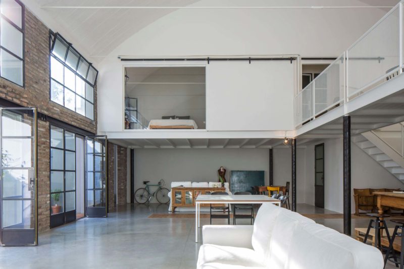 d&eacute;couvrez nos conseils et astuces pour r&eacute;nover un loft dans le 10e arrondissement de paris : am&eacute;nagement, optimisation de l'espace et id&eacute;es d&eacute;co pour transformer votre habitat urbain.