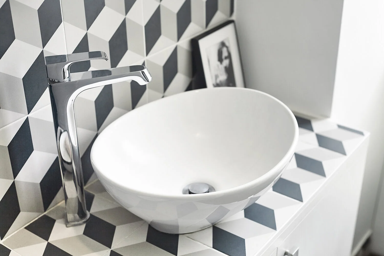 découvrez nos conseils et inspirations pour aménager une salle de bains moderne à paris 10 : designs élégants, équipements tendance et solutions optimisées pour petits espaces.