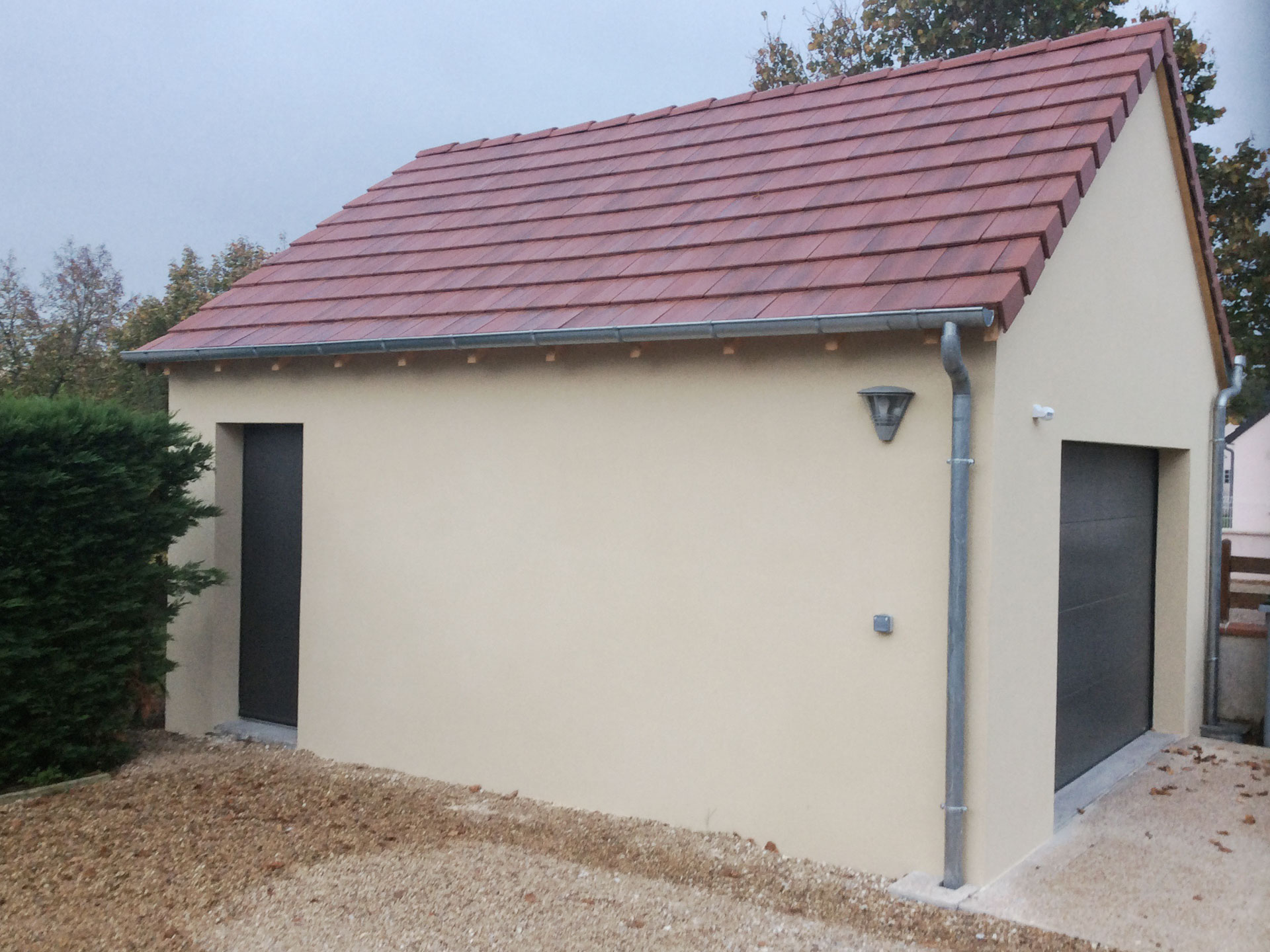 besoin de construire un garage à paris 75010 ? faites appel à des spécialistes pour un projet sur-mesure, rapide et conforme aux normes. obtenez votre devis gratuit dès aujourd'hui !