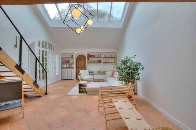 découvrez nos conseils pratiques pour réussir la rénovation de votre appartement à paris 75010 en 2025 : astuces, budget, étapes clés et tendances pour un projet serein et maîtrisé.
