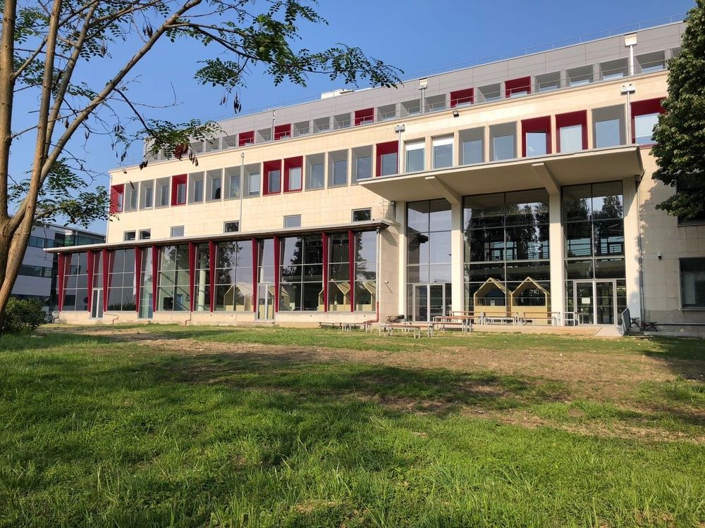 spécialistes de la rénovation à cachan, nous vous accompagnons dans tous vos projets : appartements, maisons et locaux professionnels. conseils personnalisés, devis gratuit, travaux de qualité.